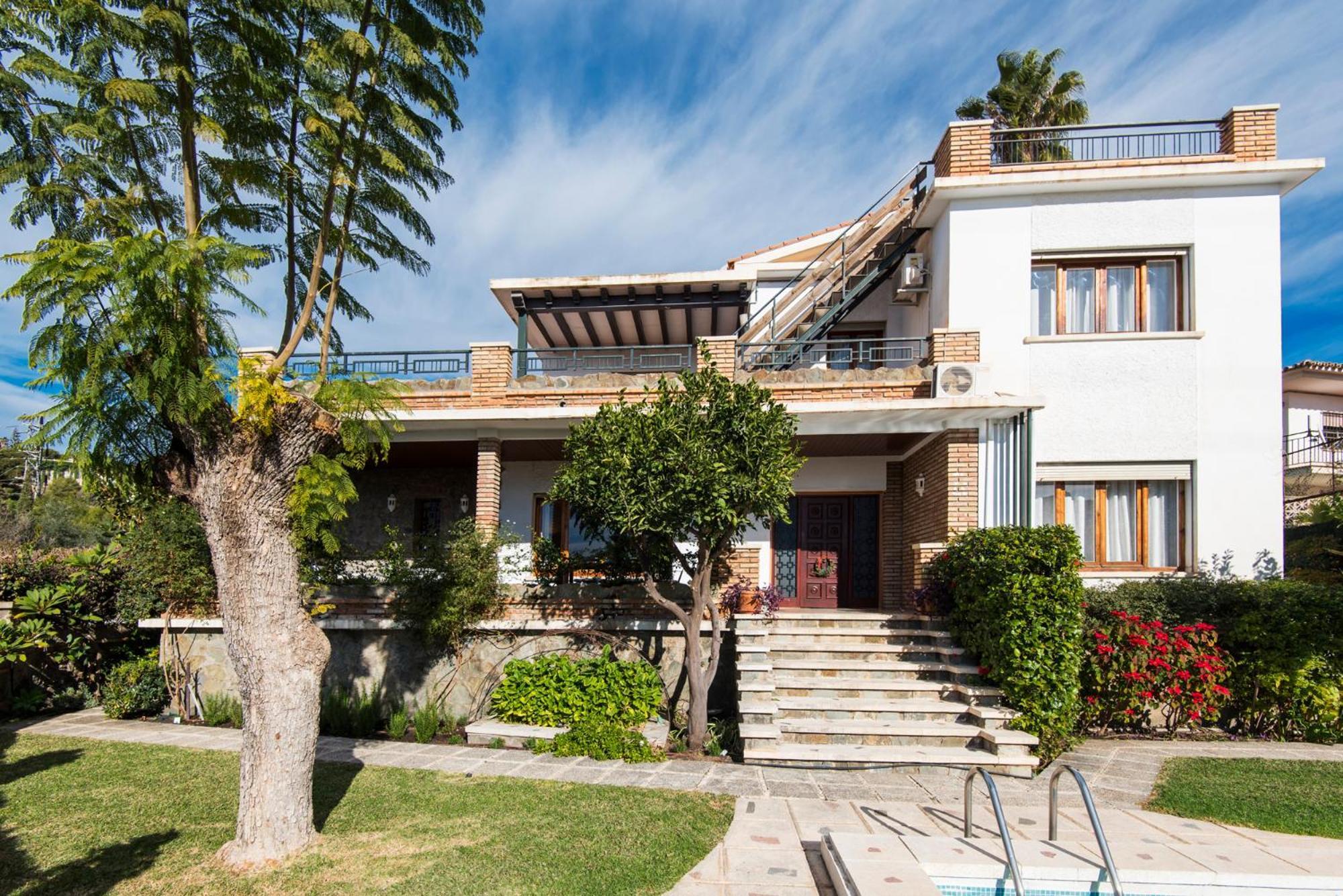 Queen Of The Ocean Villa: Stately Style House With Pool Malaga Luaran gambar